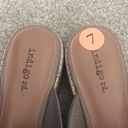 Indigo rd. Hayze Taupe Perforated Mules Sz 7 Photo 3