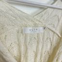 ASTR  the Label Solid Twist Knot Cable Knit Sweater in White Size X-Small Photo 5