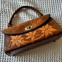 VINTAGE TOOLED LEATHER HANDBAG Photo 0