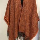 Forever Dreams women’s cape/shawl. Size One Size Orange Photo 2