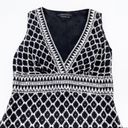 BCBGMAXAZRIA  Black & White Patterned Sequin Silk Cotton V-neck Tank Top Size XXS Photo 2