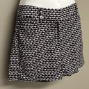 White House | Black Market  Abstract Print Short 4 Pocket Clasp Zip Shorts- Size 6 Photo 2