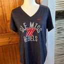 Nike  Ole Miss lrebels V-neck navy blue short sleeve T-shirt size XL Photo 0