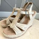 Born concept b.o.c  Beige T-strap Suede Wedge Size 6 Photo 0