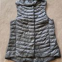 Athleta  Women’s Gray Puffer Vest Full Zip Size Small Photo 0