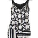 The Moon Heart Star Black/White Mixed Print Shift Dress. Size Medium. Photo 0