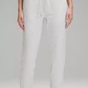 Lululemon Scuba High-Rise Jogger Photo 0