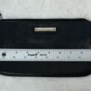 Nine West  Wristlet zipper closure black manmade materials Photo 8