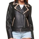 Levi's NWT Levi’s Jacket Faux Leather Black Moto Contrasting Trim Women’s Size Large Photo 5