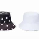 Alice + Olivia ⭐️NEW⭐️  REVERSIBLE BUCKET HAT Photo 11