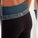 Lululemon Black Blue Groove Pants Flare Size 8 Leggings Yoga Pants Teal Waist Photo 4