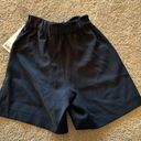 Lululemon Noir Short 5.5” Photo 1