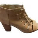 Michael Kors  Elsie Cutout Lace Up Bootie Size 8M Photo 5