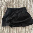 Lululemon Black Pace Rival  skirt. size 0, 12 inch inseam. Photo 0