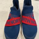 The North Face Women’s slip on knit athletic sneakers blue red size 7 EUC Photo 0