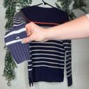 The North Face  | women wool crew neck sweater striped elbow patches Photo 8