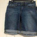 Time & Tru  Bermuda women’s size 4‎ jean shorts mid rise medium wash Photo 6