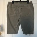 J.Jill  Authentic Fit Khaki Olive Green Raw Hem Bermuda Denim Shorts Size 16 Photo 3