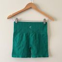 Zyia ACTIVE Forest Green Seamless Hustle Shorts Size Small Photo 0