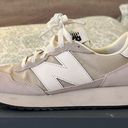 New Balance  237 Shoes - White/Beige - Size 7.5 Photo 2