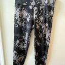 Marika black camo leggings and sports bra, size XL Photo 0