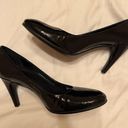 Ecco Black Patent Simple Heels Photo 0