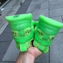 DKNY Women's  Slip On Shoes size 7.5 lime green rhinestone Photo 4