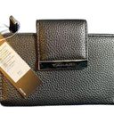 Tahari NWT  Wallet Photo 0