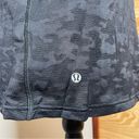 Lululemon Run For Days Short Sleeve Tee T-Shirt in Black Camo Camouflage Stripe Photo 7