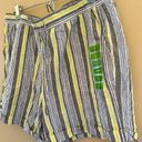 Krass&co  Ellen Tracy NWT shorts size Large Photo 0