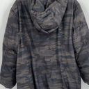 Sanctuary  Women's Hooded Camo Printed Drawcord Hem Puffer Coat Size Medium Photo 4