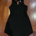 Old Navy  black V-neck sleeveless cutout back dress size medium Photo 3