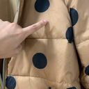 Who What Wear Women’s Polka Dot Print Puffer Jacket Photo 3