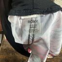 Roxy Floral athletic shorts Photo 3