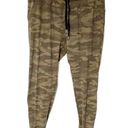 Zyia  Active Size XL Green Camouflage Unwind Jogger Pants Athletic Photo 0