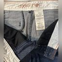 Dockers  Womens Blue Denim Bermuda Shorts Pockets Zip Up Size 4 Pre-owned Photo 5