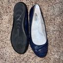 Cliffs by White Mountain Flat Womens Size 7 M Navy Blue Excellent Condition Photo 3