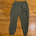 FIGS Scrubs High Rise Zamora Joggers Photo 4