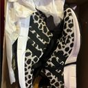 Adidas Brand New  Swift Run W - Size 7 - Never Worn! Photo 1