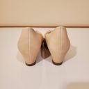 Baretraps  Memory Insole Beige Wedge Round Toe Bow Photo 2