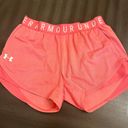 Under Armour Shorts Photo 0