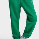 Nike Sweatpants Photo 0