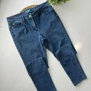 J. McLaughlin  Slim Straight Jean size 6 in Light Rinse Wash Photo 9