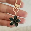 Daisy 1pc Flower  Keychain Elegant Alloy Keyring Hanging Pendant Bag Char… Photo 3