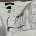 White House | Black Market WHBM White Girlfriend Distressed Jean. Size 4. Photo 3