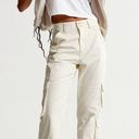 Abercrombie & Fitch Relaxed Cargo Pants Photo 0