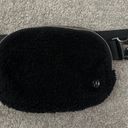 Lululemon Everywhere Fleece Belt Bag Photo 0