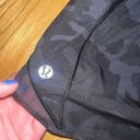 Lululemon Hotty Hot Short 2.5” Photo 4