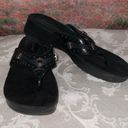 Baretraps  Black Manmade Embellished 1.5” Wedge Thong Sandals Size 7.5 Photo 2