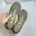 Aerosoles  Vintage Yellow Sneakers Size 8.5 Photo 4